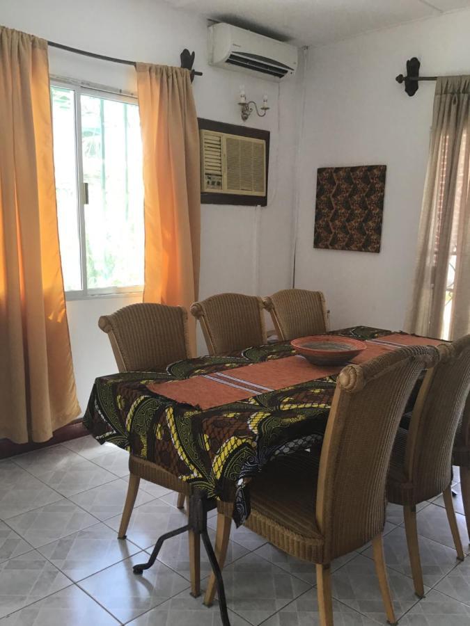 Anns Guesthouse Bakaugambia Экстерьер фото